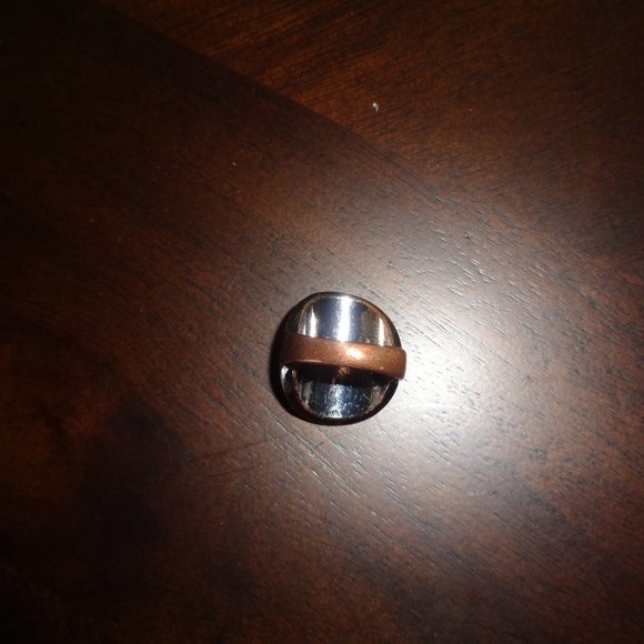 Black oval ring- costume jewelry - Picture 7 of 10